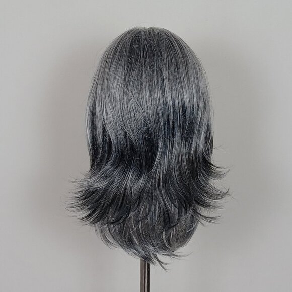Grey Layered Medium Wig - Picture 4 of 12